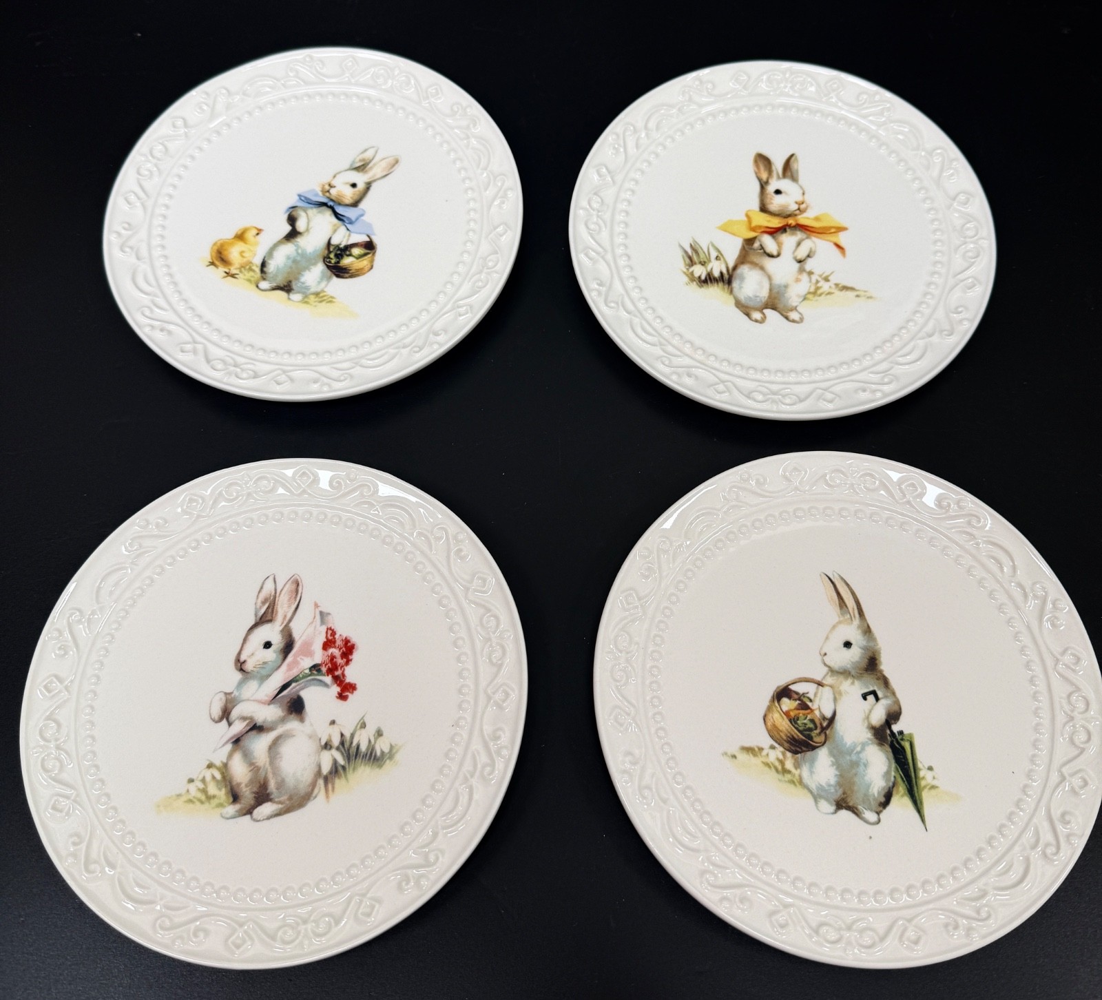 4 Grasslands Road Easter Greetings 6″ Hors d oeuvre Plates MIB Mint in Box Bunny