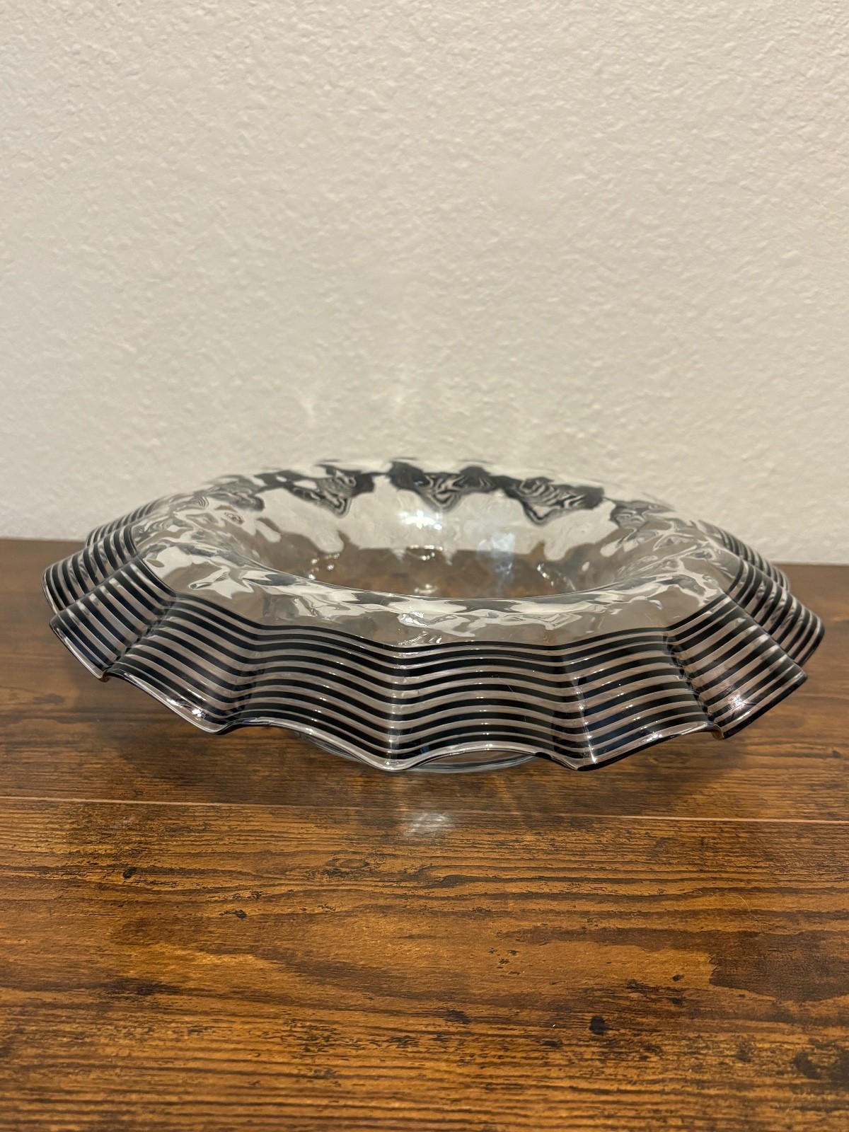 VTG FRY GLASS CO Black Threaded DIAMOND OPTIC Glass Centerpiece Bowl 11.75″W