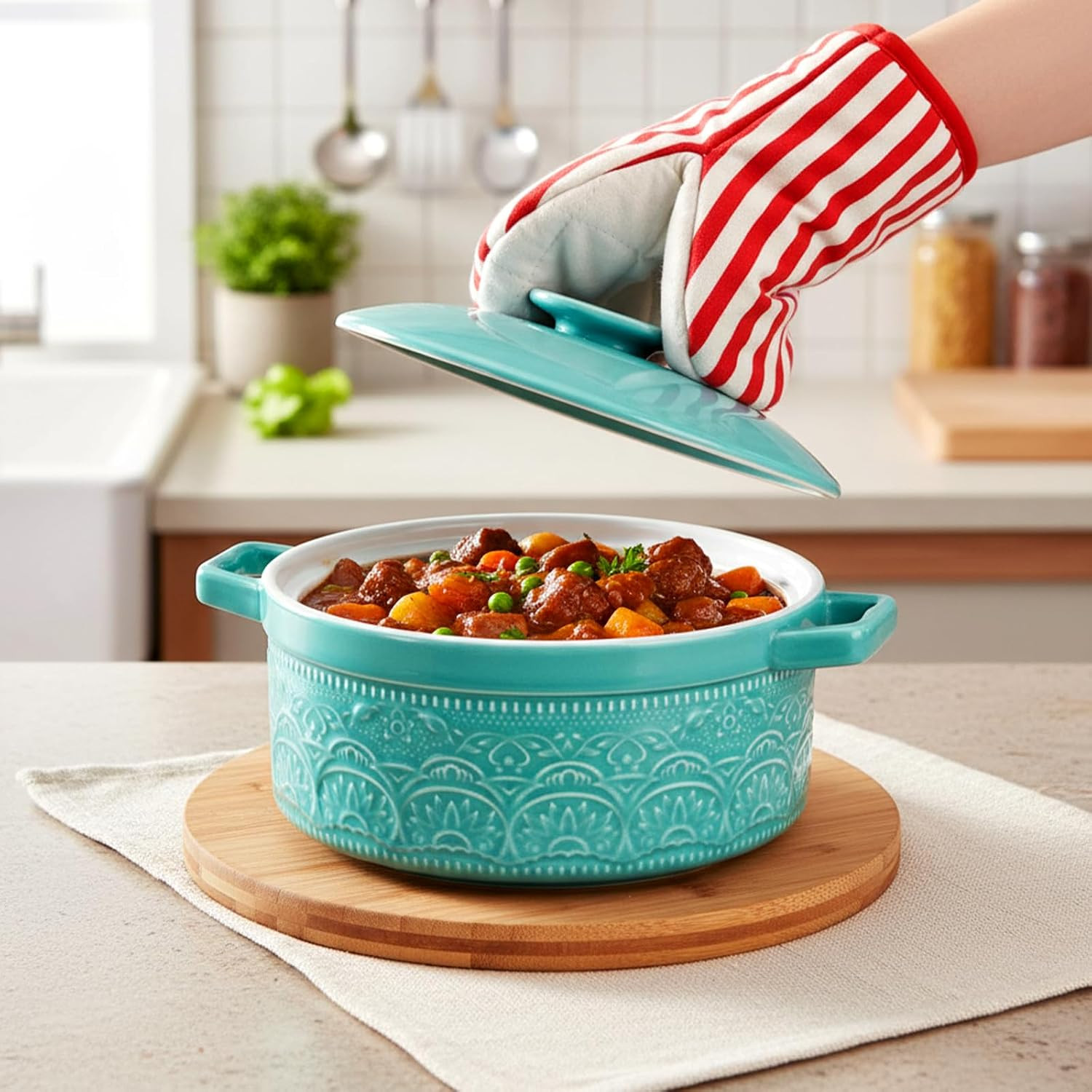 Elsjoy 2 Quart Round Ceramic Casserole Dish with Lid, 7.5 Inch Covered Casserole