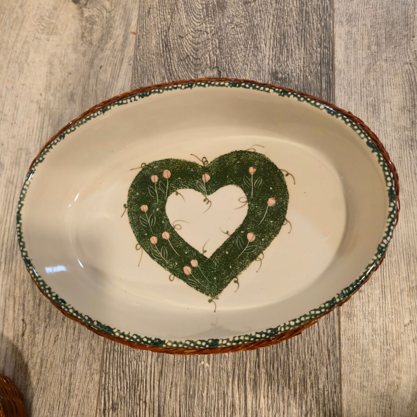 Vintage Stoneware Dishes bowls w/ wicker baskets Mossy Heart Floral art Nesting