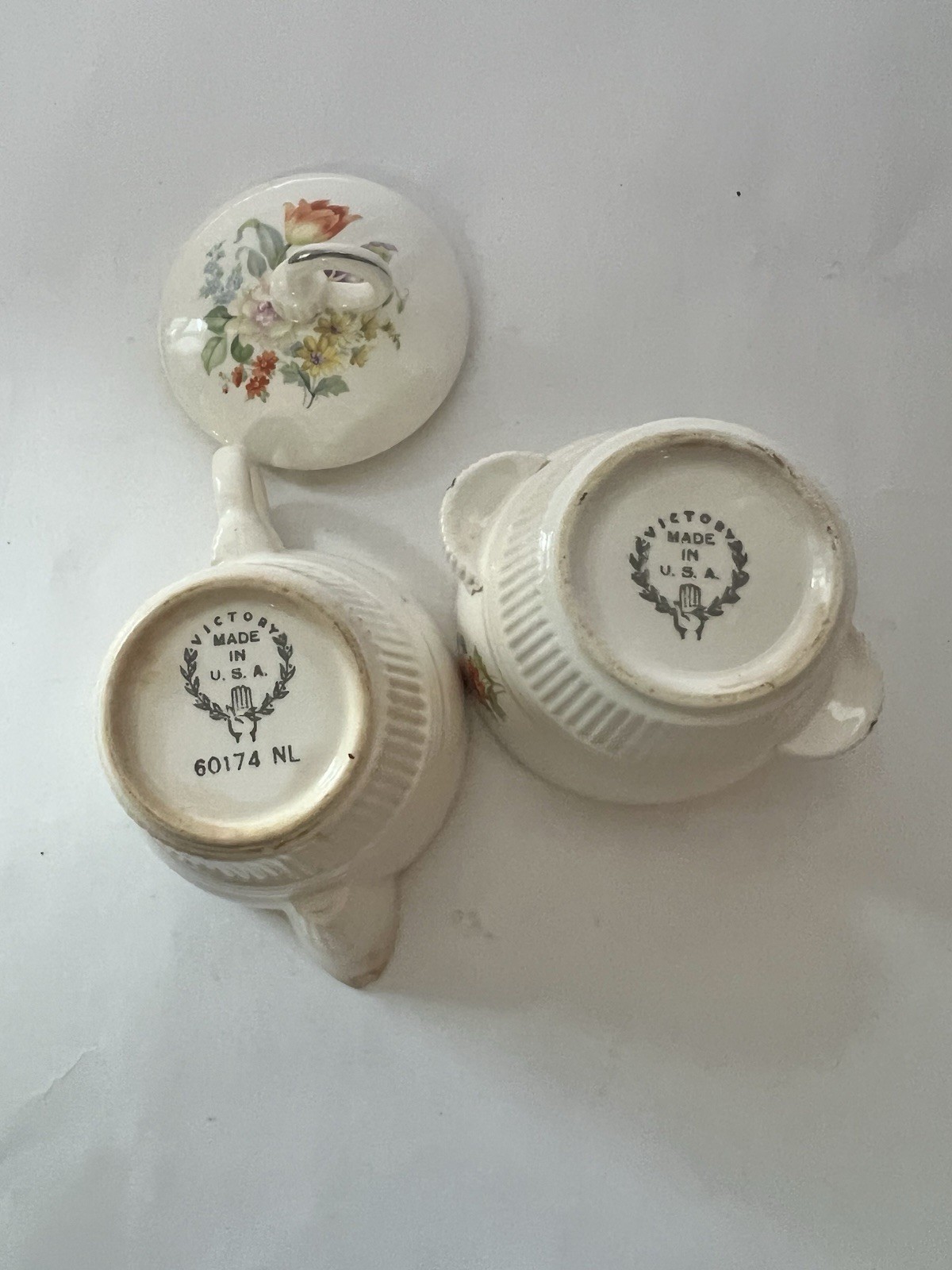 Salem Victory USA ~ Creamer & Sugar Bowl w/Lid Floral Cottage Grannycore
