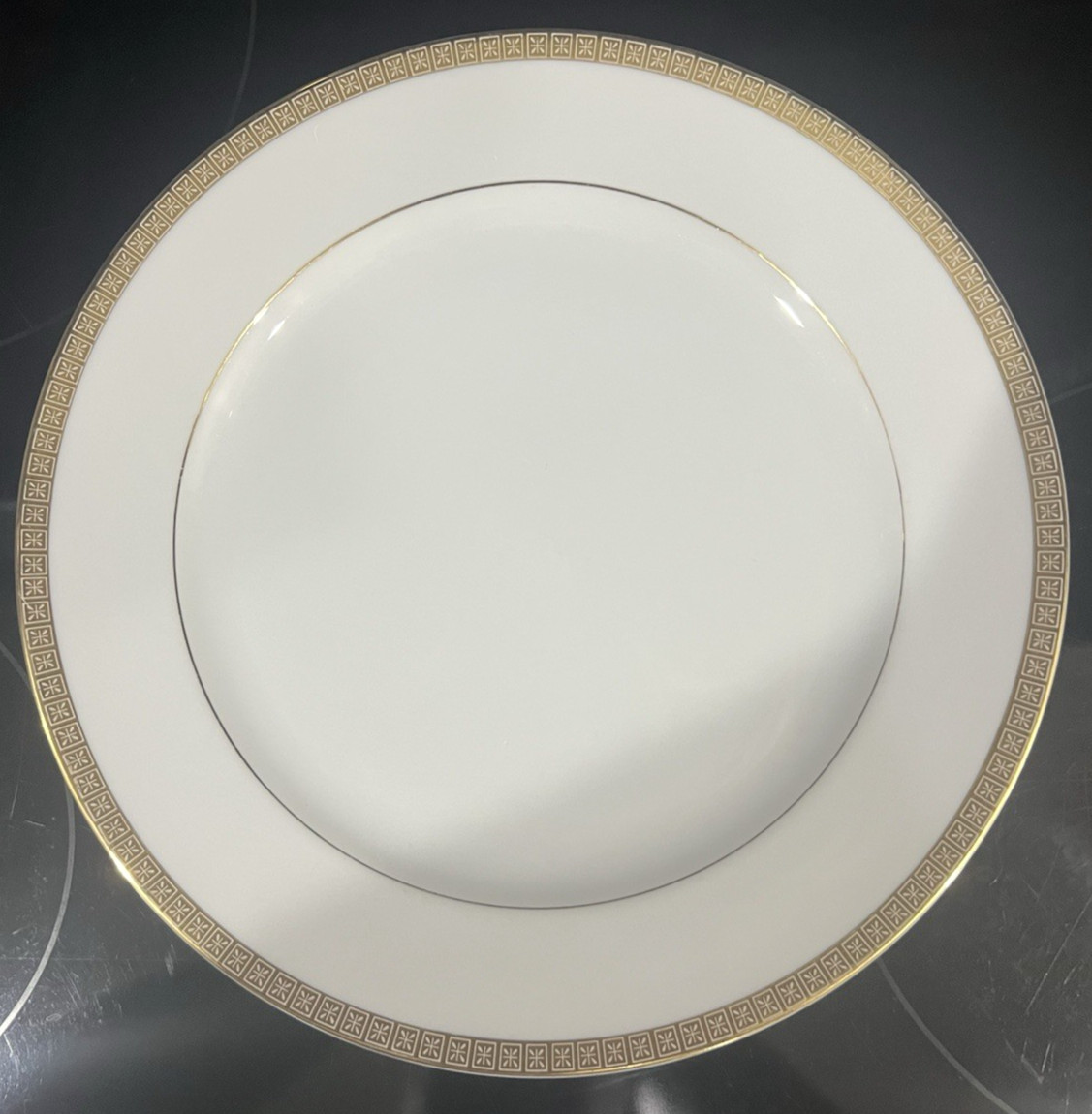 Regency Fine China Japan 10.25″ Dinner Plate Gold Trim Greek Key MCM Retired