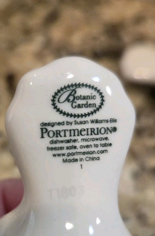 Portmeirion Botanic Garden Bird Salt & Pepper Shakers Susan Williams Ellis Flora