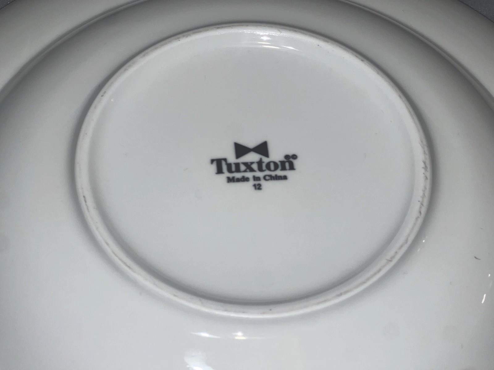 Tuxton Concentrix Cilantro Green 12” Pasta Bowl 24.5 Oz Restaurant Ware Unused