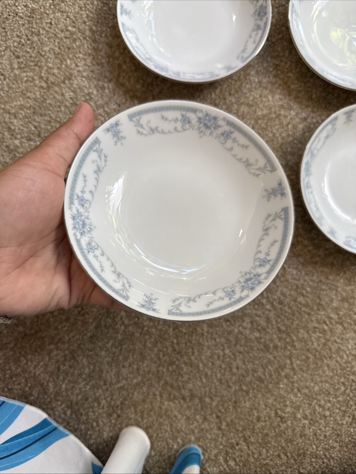 Set of 4 Sheffield Blue Whisper Porcelain China 5 1/2″ Cereal Berry Bowls Japan