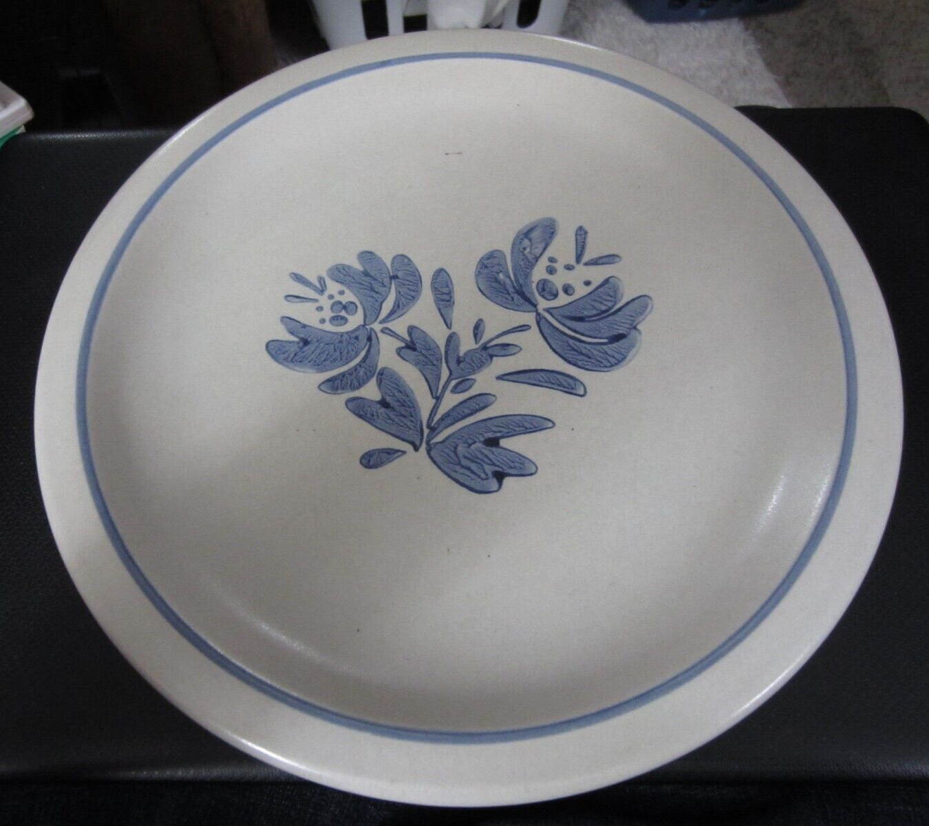 Pfaltzgraff Yorktowne Large Dinner Plate 10.25″