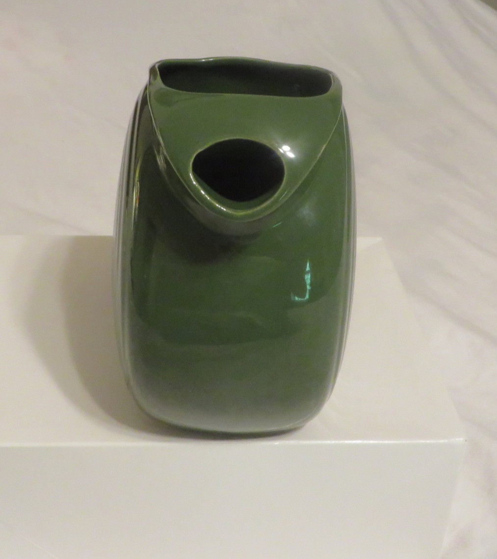 Vintage Fiesta 1950’s *FOREST/DARK GREEN* Disk Water Pitcher