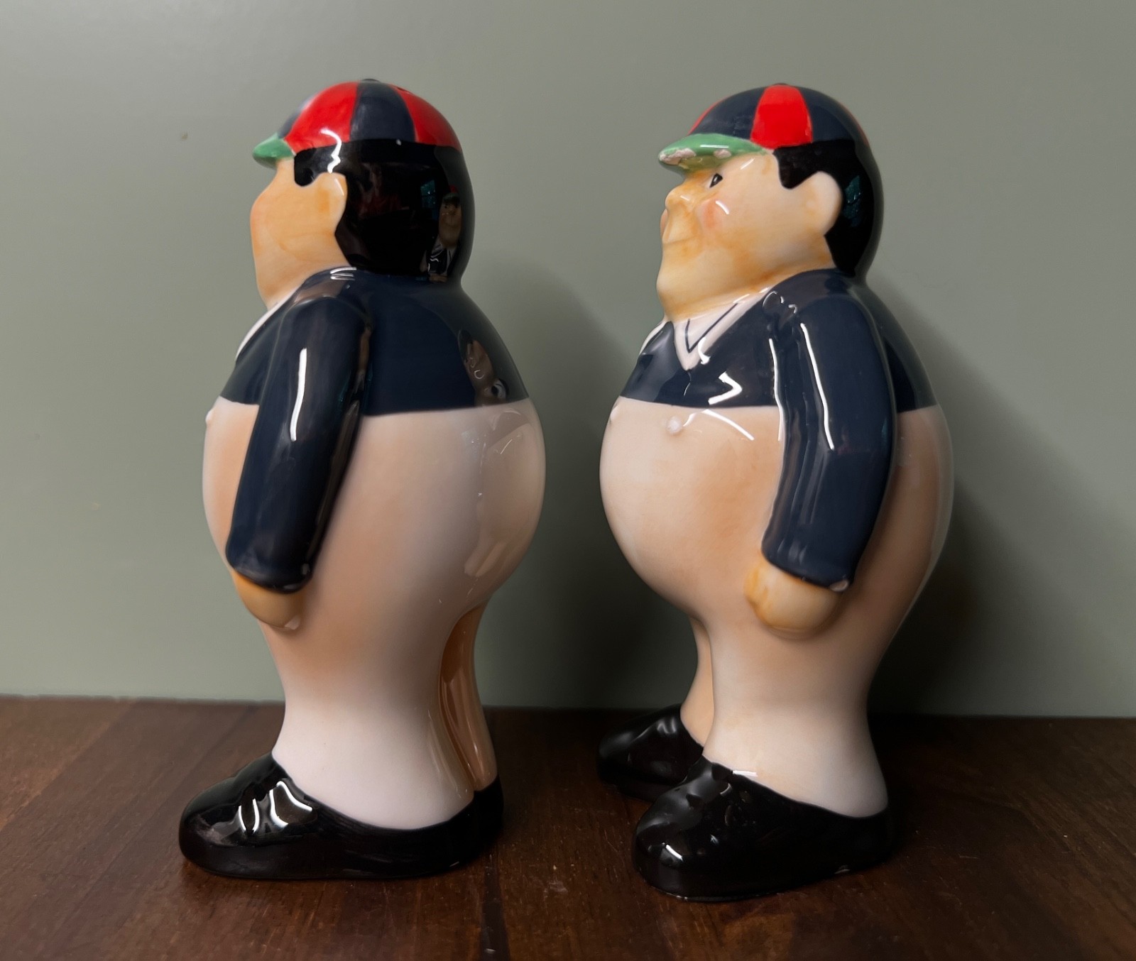 Vintage Alice in Wonderland Salt & Pepper Shakers Tweedledee & Tweedledum