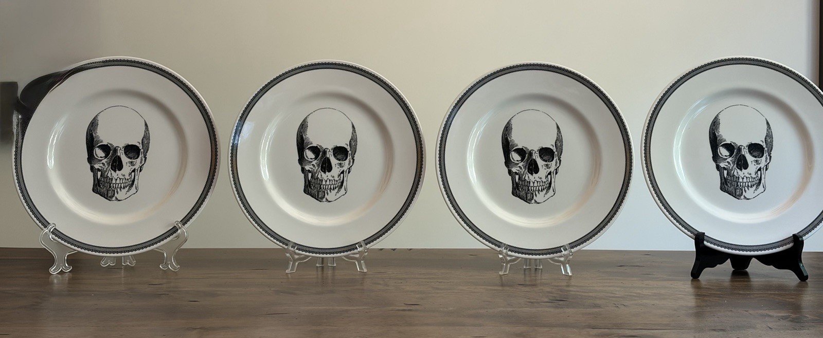 💀 Royal Stafford Skull Dinner Plate Set of 4 Made in England Halloween Plates