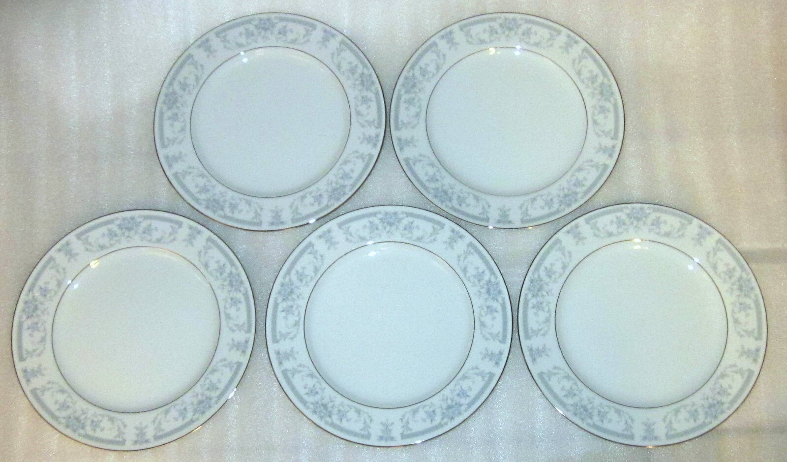 SET OF 5 ~ NEW ~ SHEFFIELD Fine China BLUE WHISPER 10 3/8″ DINNER PLATES JAPAN