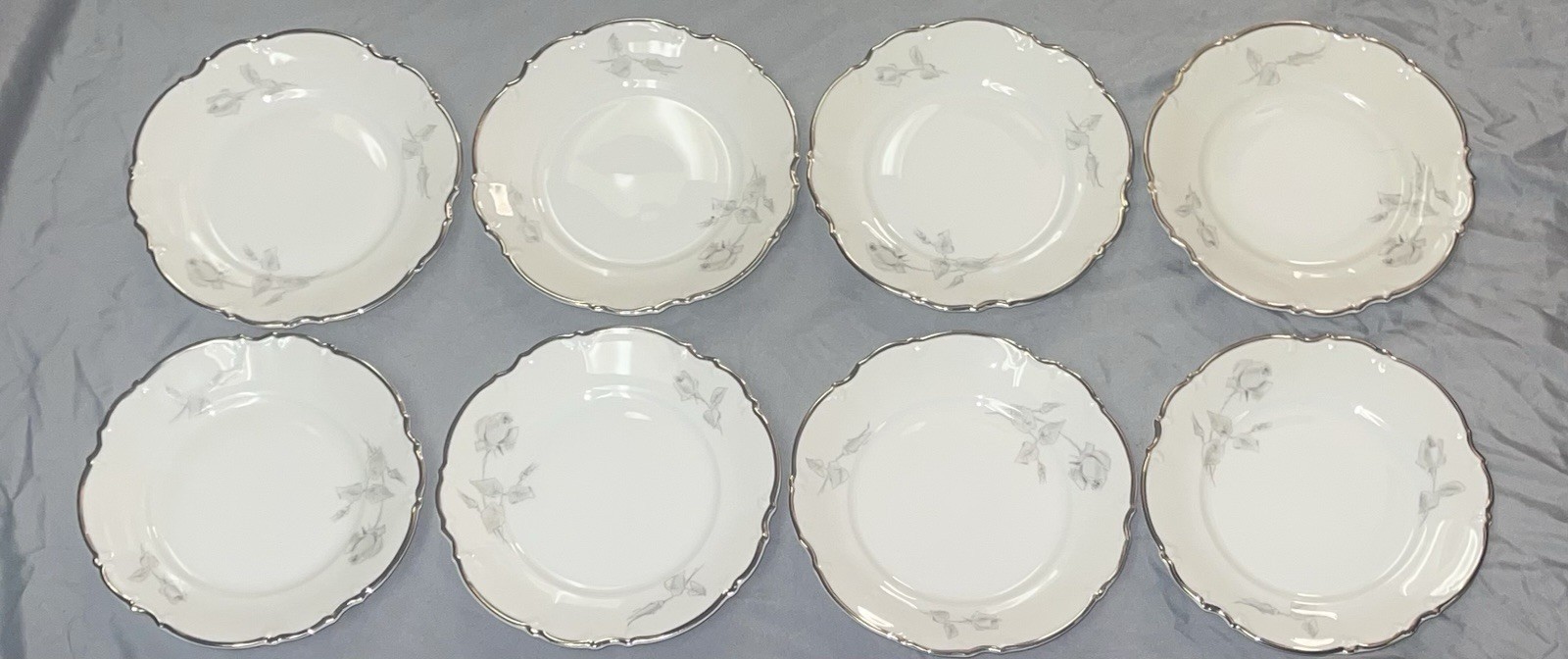 Set of 8 Hutschenreuther Sylvia Platinum Trim Bread Plates Bavaria 6.25 in.