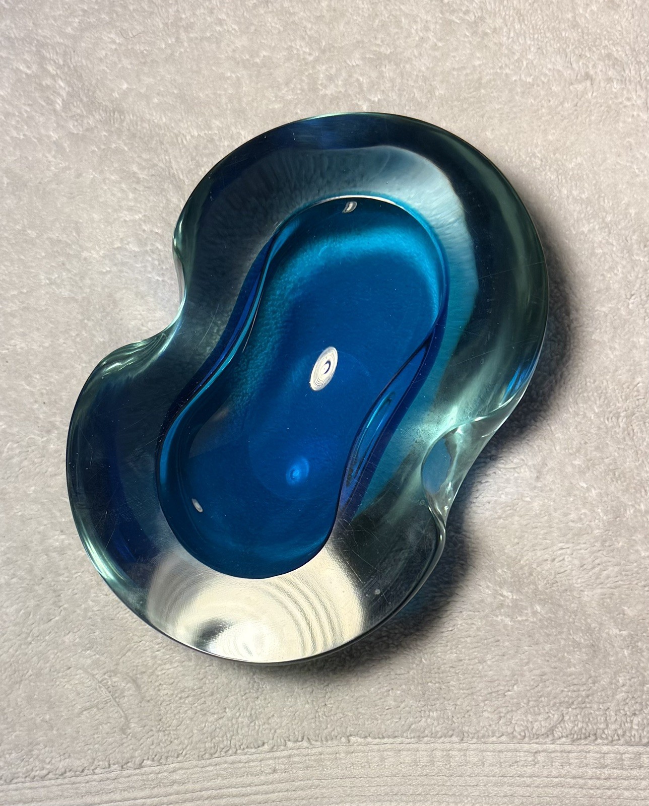 Antonio da Ros Cenedese biomorphic geode. ALEXANDRITE/Neodymium glass.