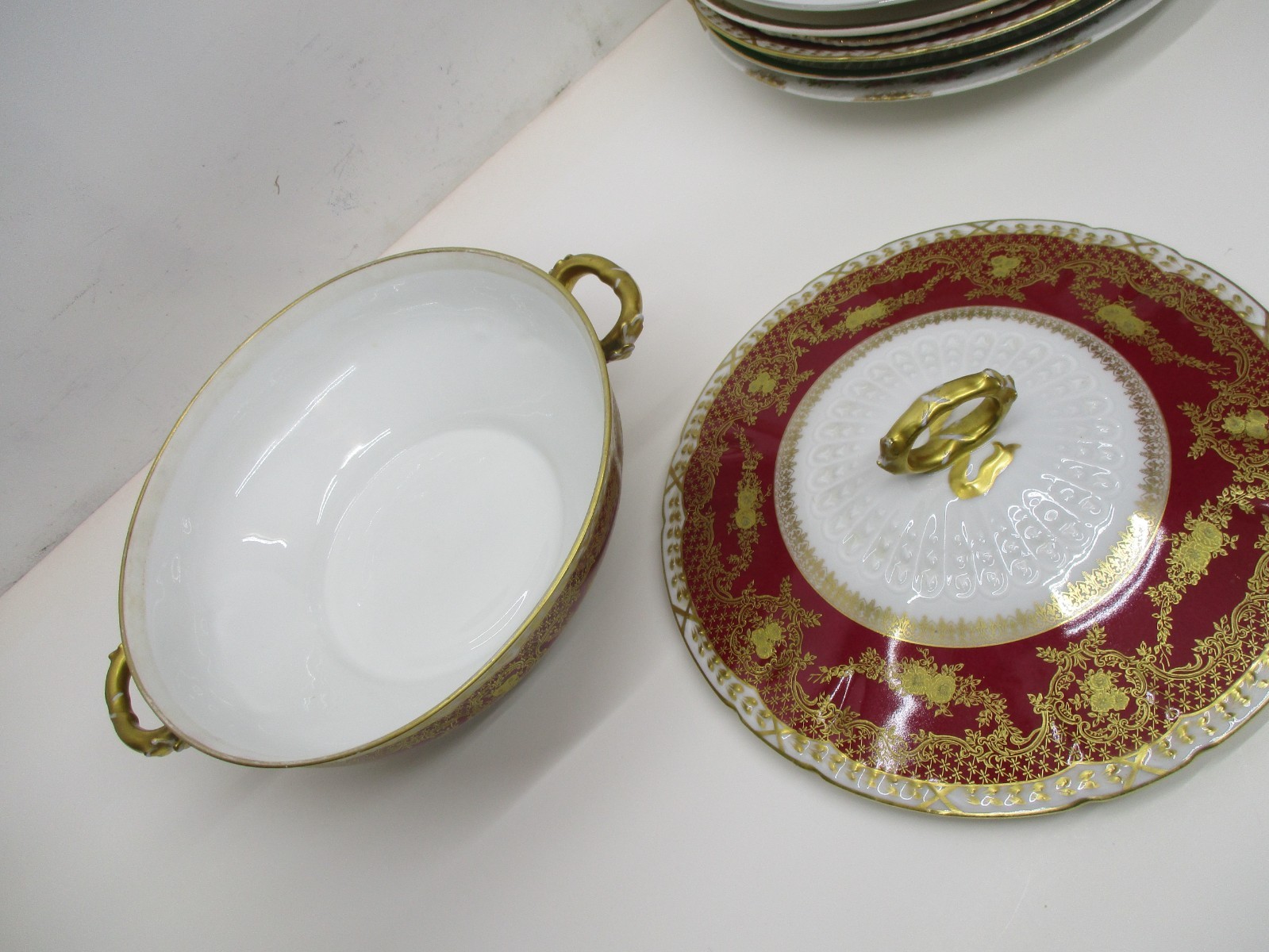 Vintage Mismatched China~ Set Of 6 ~ Luncheon/Sm Dinner Plates & Covered Bowl