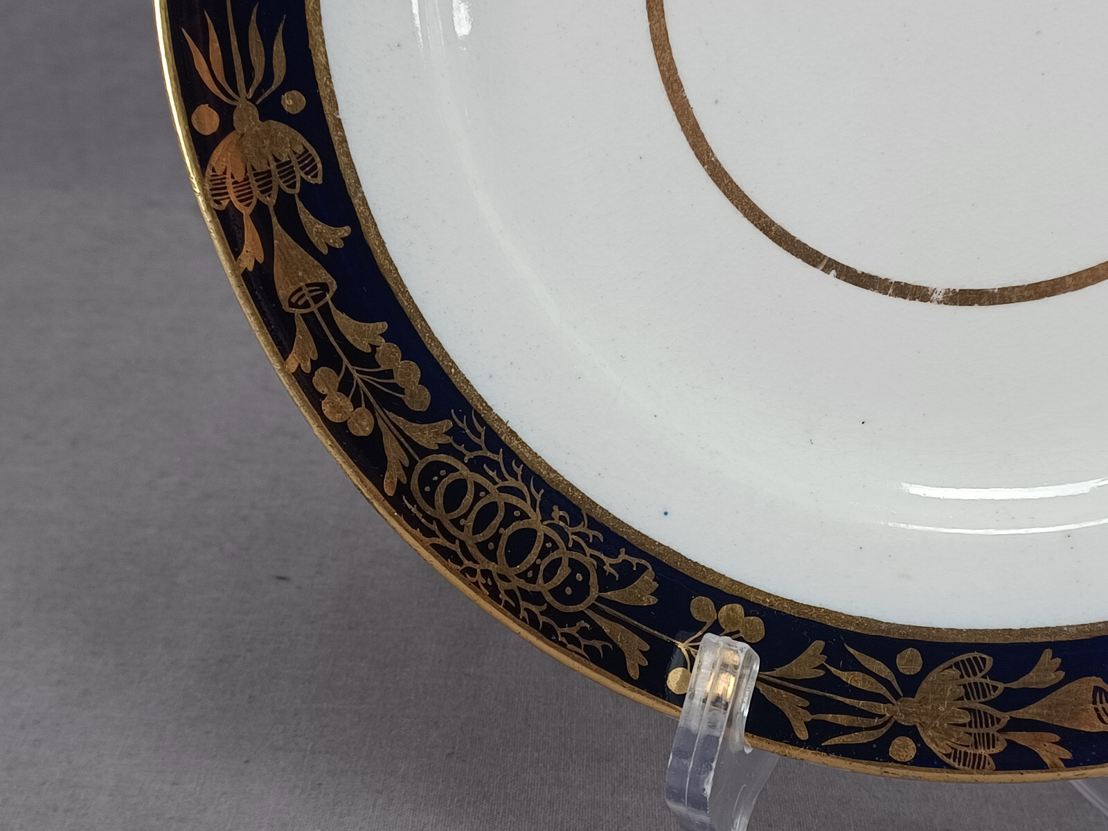 Chamberlain Worcester Gold Floral & Cobalt Border 9 1/8 Inch Plate C1800-1820 A