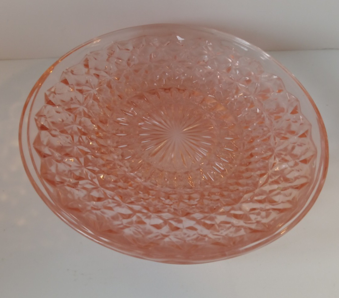 Jeannette Pink Depression Glass Holiday Buttons and Bows 19 Piece Set