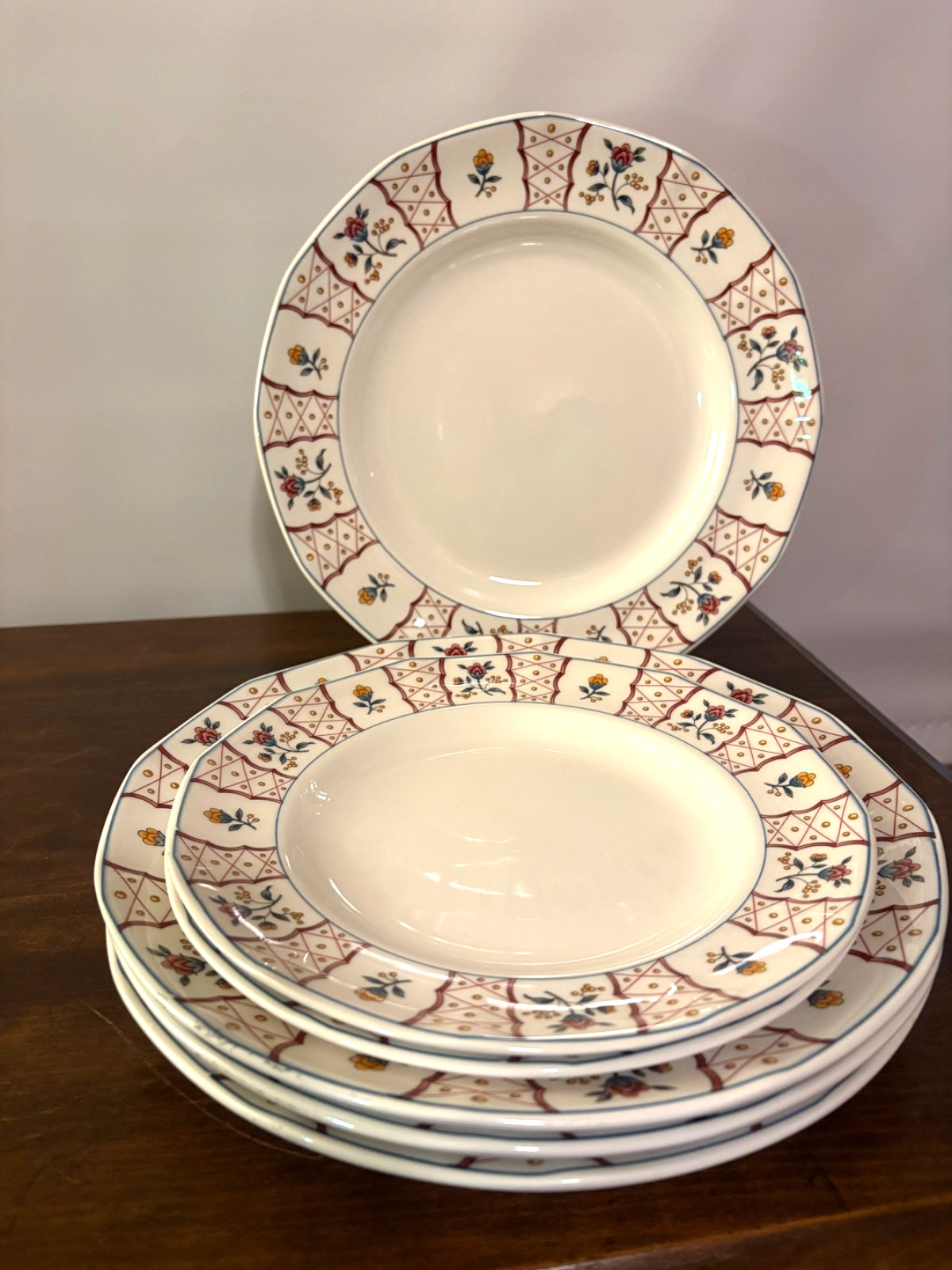 6 Dishes – Adams English Ironstone Anita Pattern 4 Dinner & 2 Salad Plates