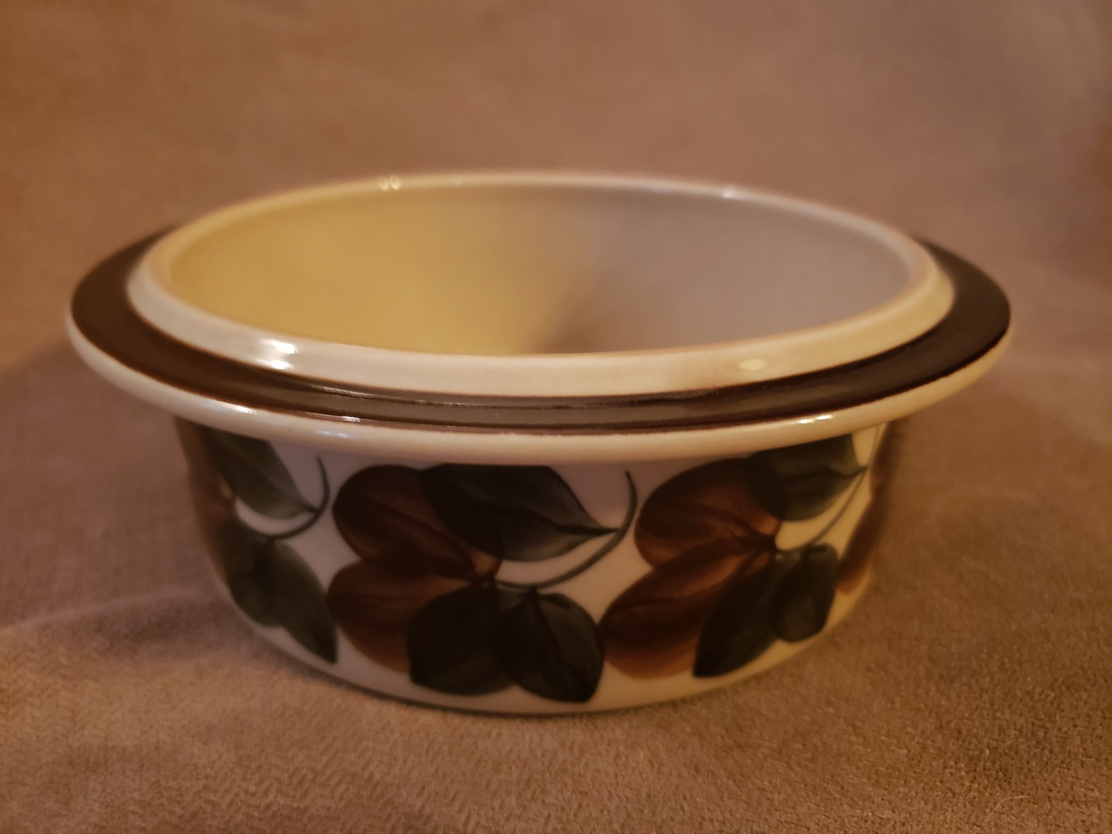 Arabia of Finland “Ruija” Troubadour Vegetable Bowl 7″ Dia x 2.5″ High