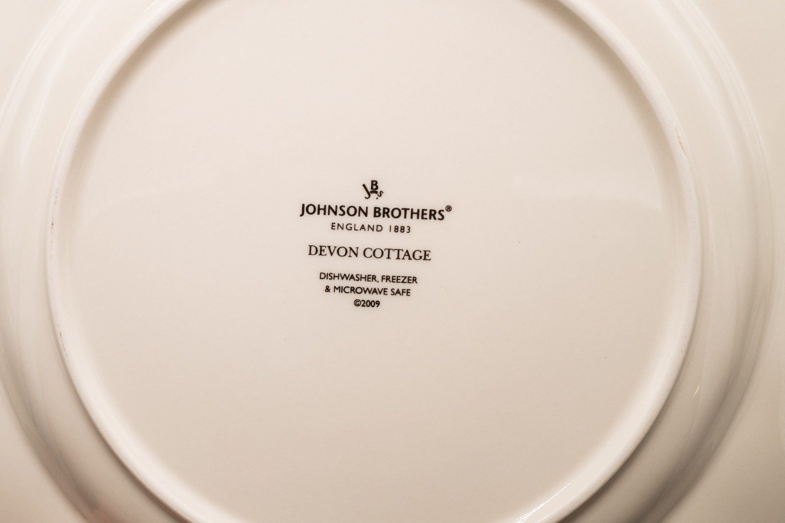 Johnson Brothers Devon Cottage Dinner Plates 10 1/4″ Set of 6 – FREE USA SHIP
