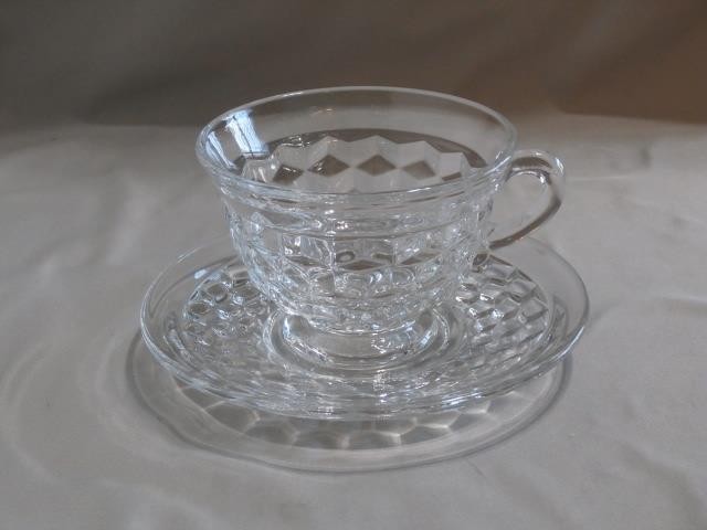 2 Fostoria American Flared Edge Round Handle Footed 6 oz. Cups and 6″ Saucers