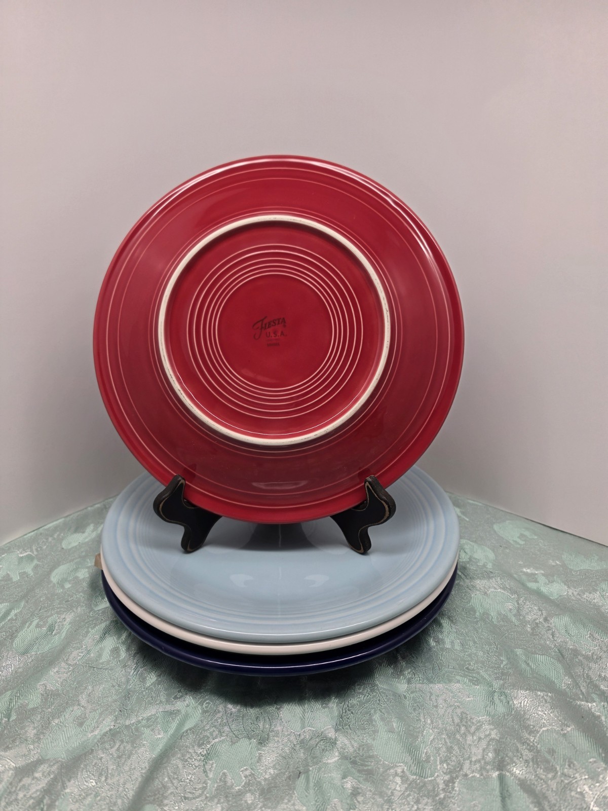 FIESTAWARE Mixed Colors Dinner Plate Lot of 4 Fiesta 10.5 inch plates