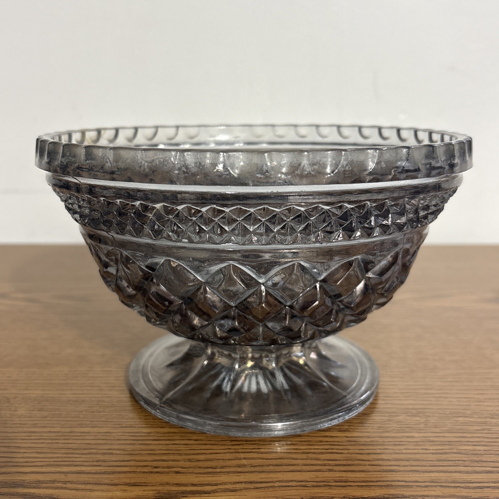 VTG Anchor Hocking Wexford 7.5” Diamond Smoky Gray Iridescent Candy Dish