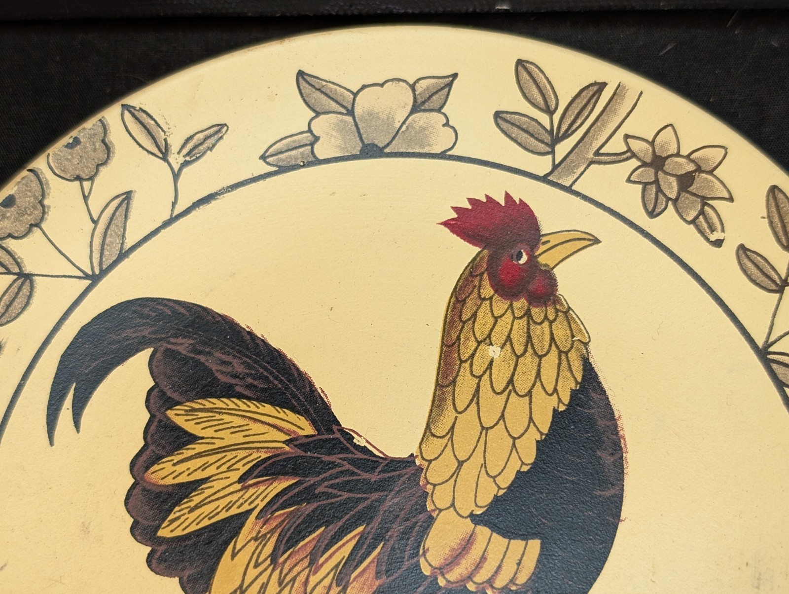 Set of 3 Vintage Rooster Decorative Wall Plates 6in