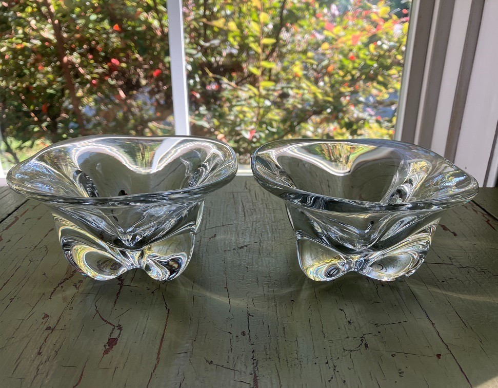Pair of Magnor Norway Art Glass Bowls Scandinavian Mid Century Modern Design