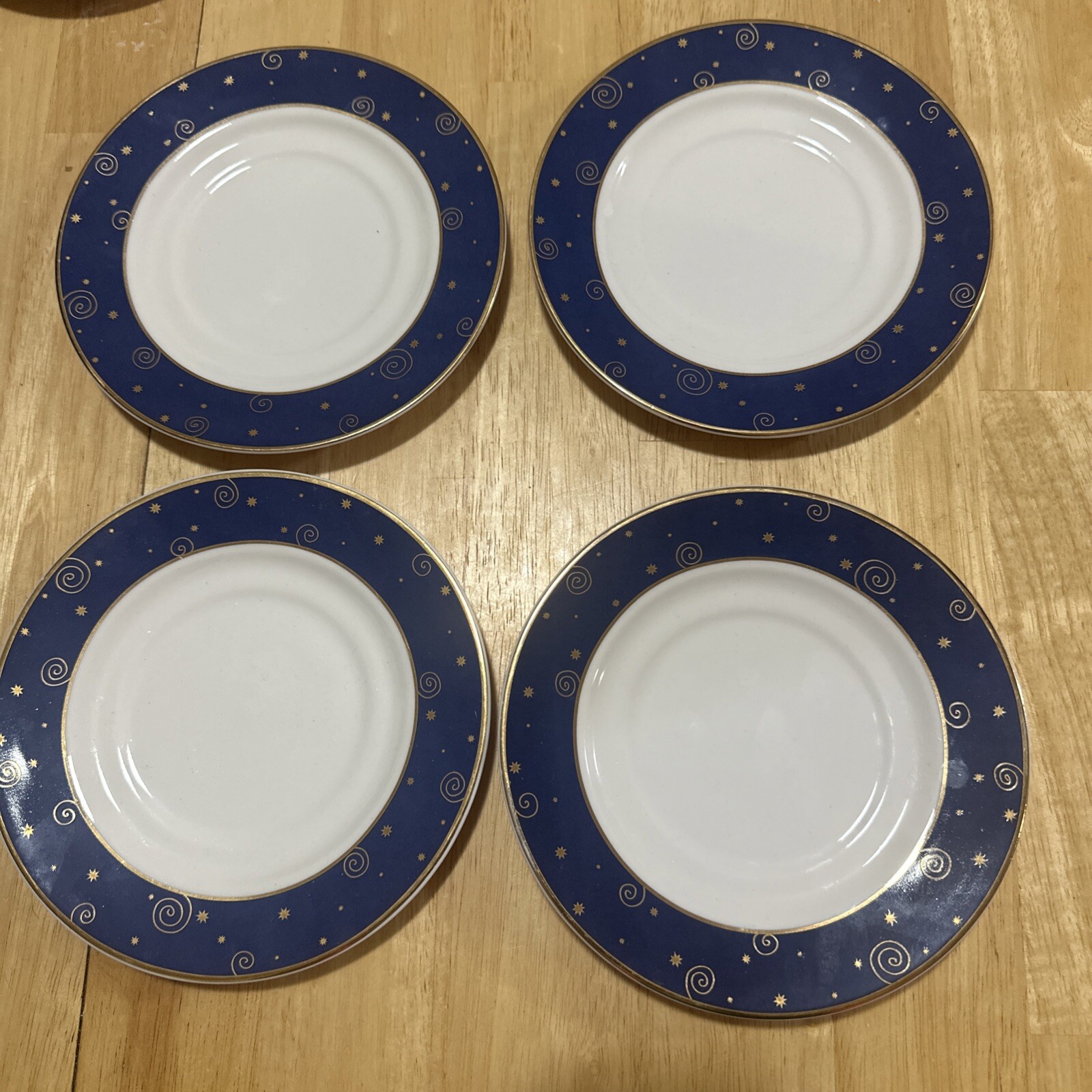 Set of 4 Sakura Hallmark Star Light Christmas Saucers Cobalt Blue/Gold Trim