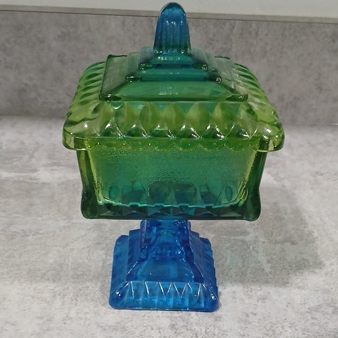 Vintage Jeannette Glass “Wedding Cake Box” Candy Dish