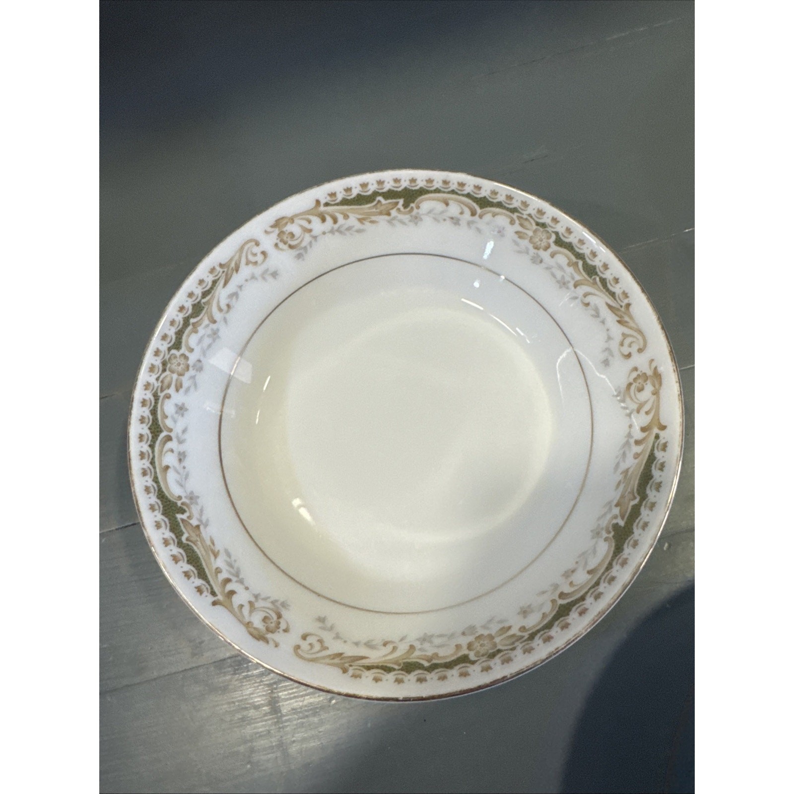 Set Of 3 Signature Collection Queen Anne Berry Bowls 5 1/2 Inches Japan