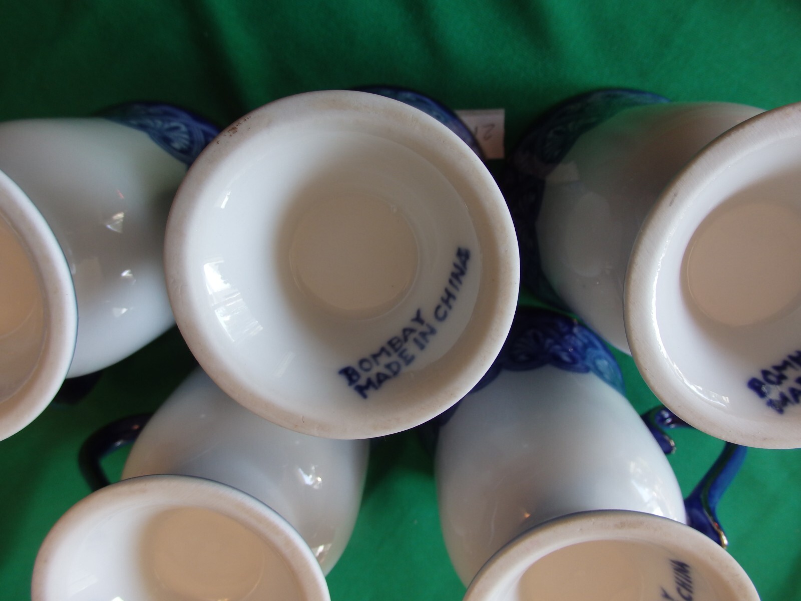 Bombay Co Cobalt Blue White Arabasque Tile Platinum Trim Coffee Tea Mug Set of 5
