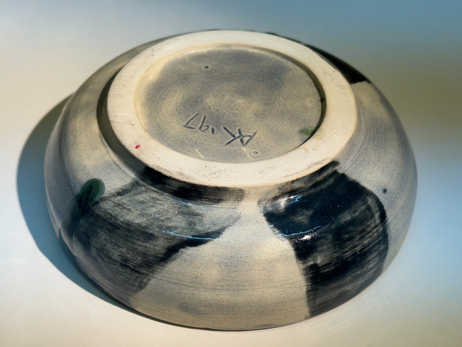 AK A.K. SIGNED ABSTRACT DRIP GLAZE STUDIO POTTERY BOWL HEAVY MATERIAL DATED 1997