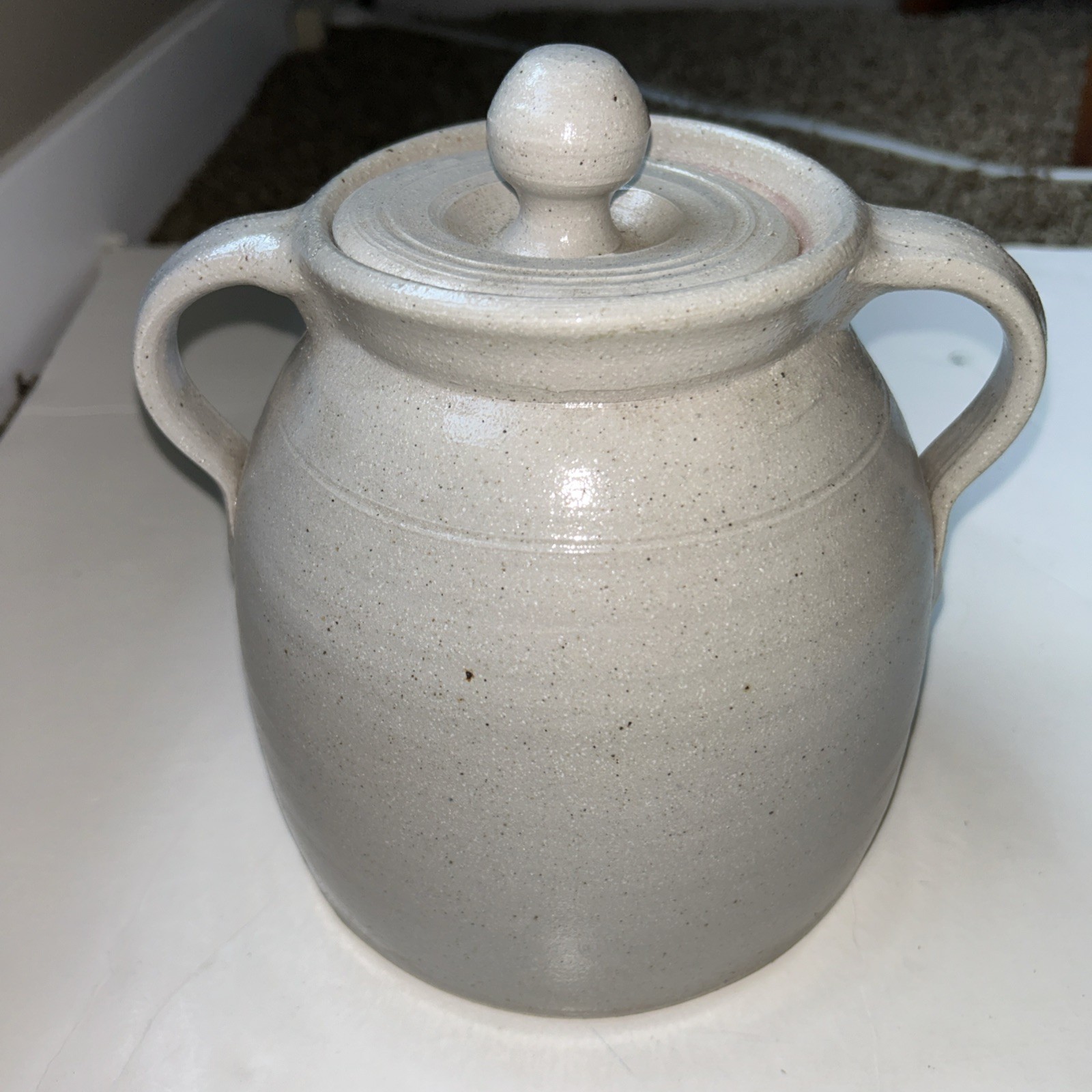 1992 Salmon Falls Pottery Handled & Lid Salt-Glazed Blueberry Basket Bean Pot 7″