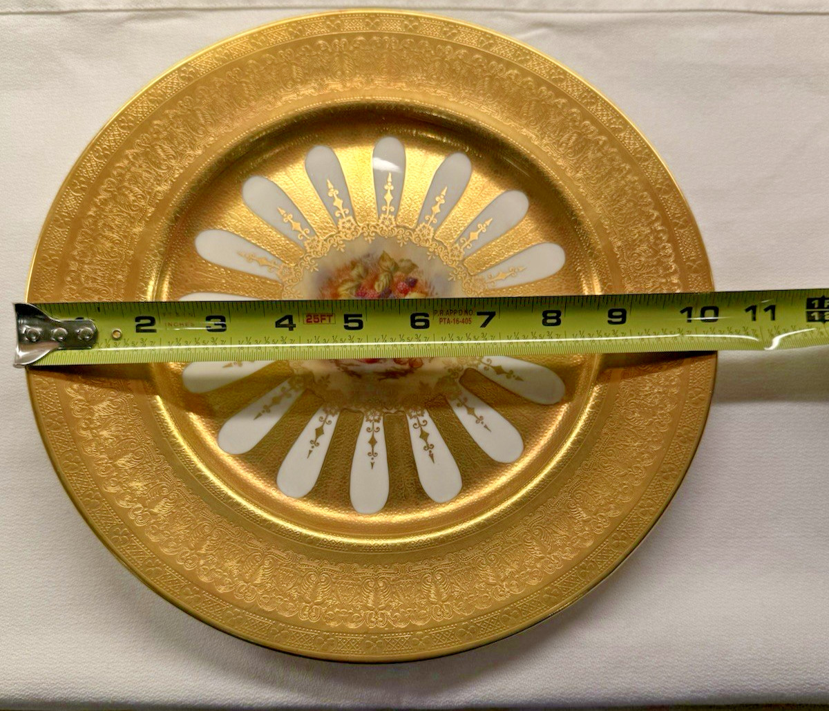 Vintage Aynsley Orchard Gold Bone China Dinner Plate Gold Encrusted 10.25″