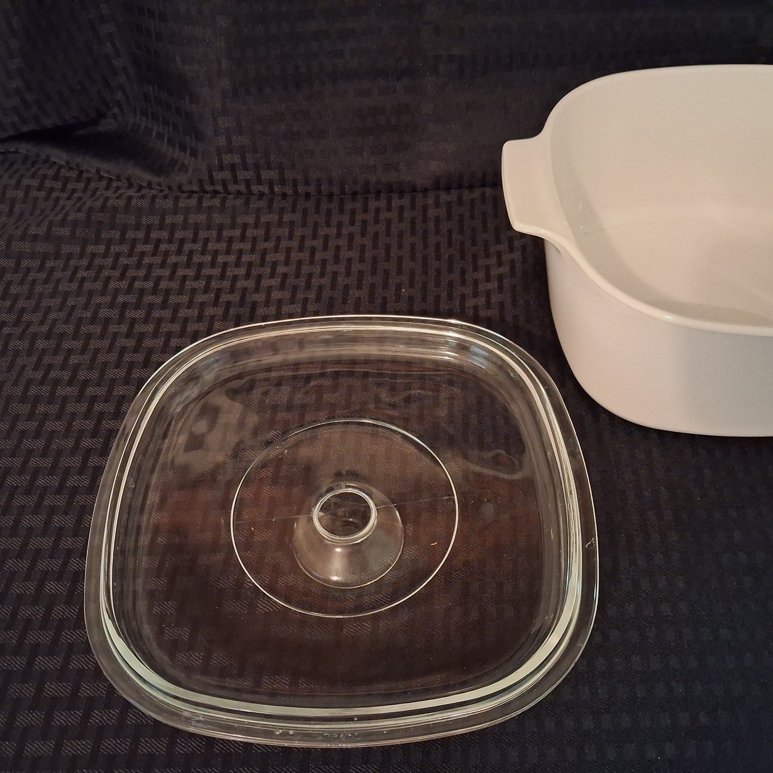Corning Ware White A-3-B 3L 3 qt Casserole Square Dish w/ Lid