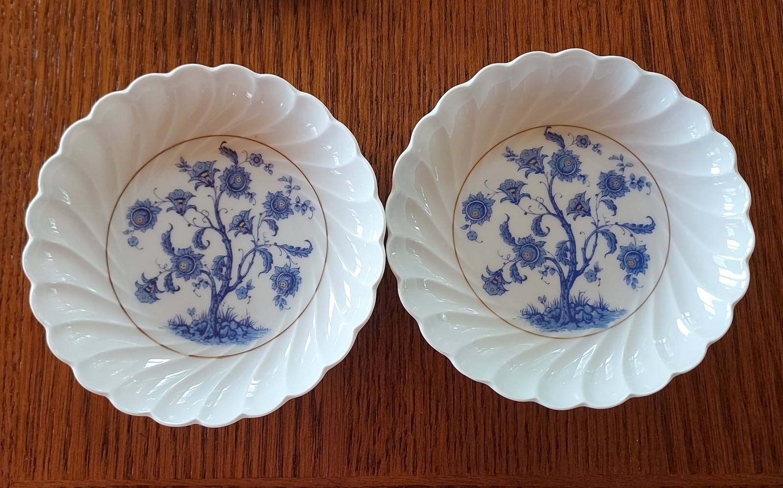8 haviland limoges plates-Tree of Life- blue on white-6at4.25″+2at5″