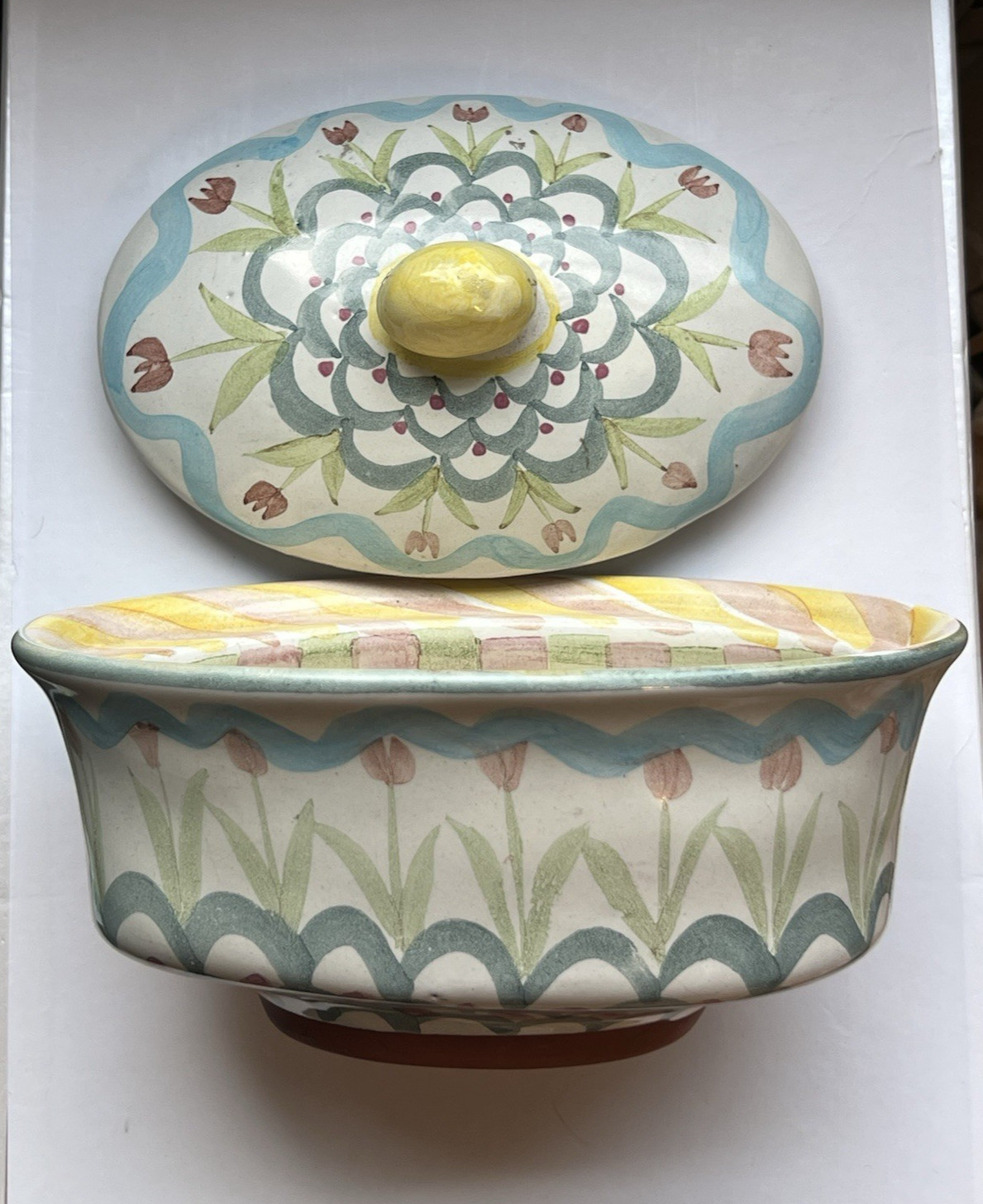 MacKenzie-Childs Taylor King Ferry Chowder Bowl With Lid 7″x5″x5″ Terracotta