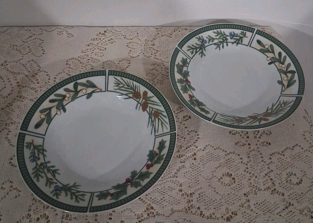 2 Fairfield Wintergreen Fine China Replacement Dinner Plates 10.25″ Pine Juniper