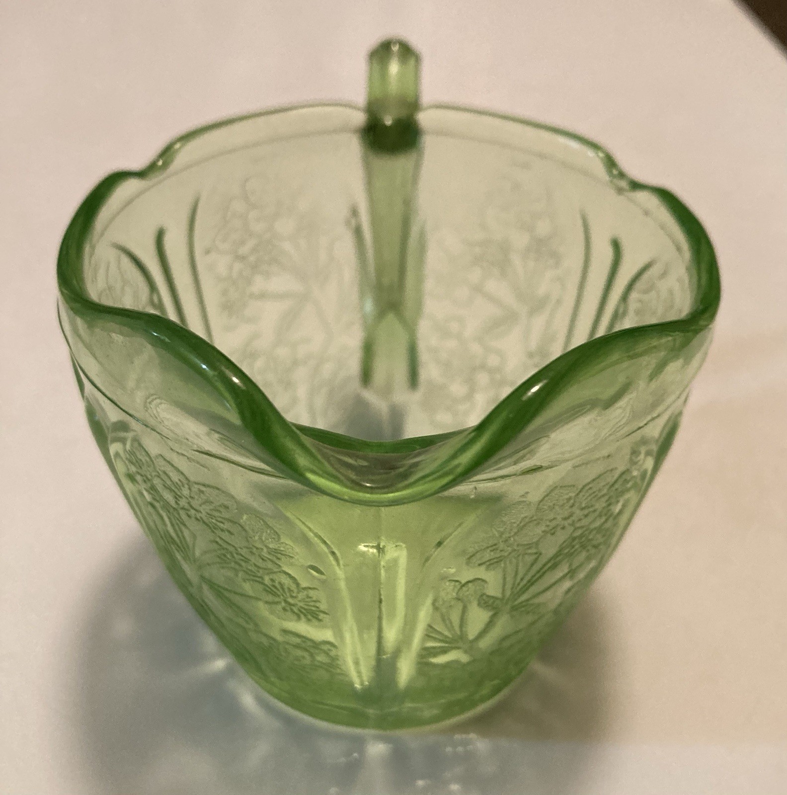 Depression Glass Green Creamer And Sugar Bowl Cherry Blossom Jeanette Glass Co.