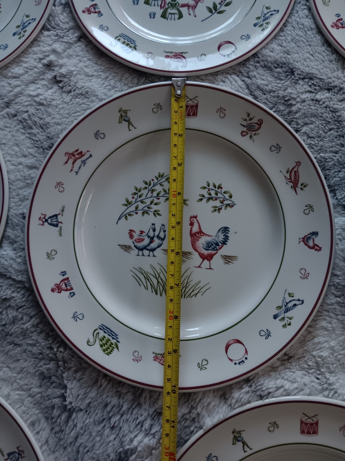 Vintage Johnson Brothers “Twelve Days of Christmas” 12-Piece Set for 4 WITH…