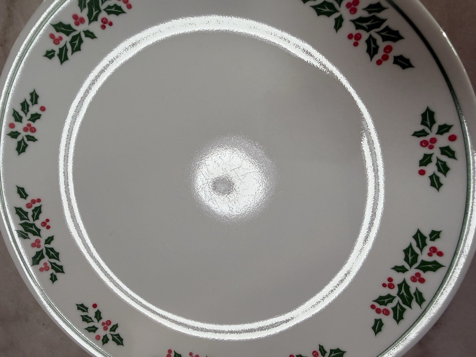 Set Of 4 Corelle By Corning Winter Holly Days Christmas Dinner Plates 10-1/4″