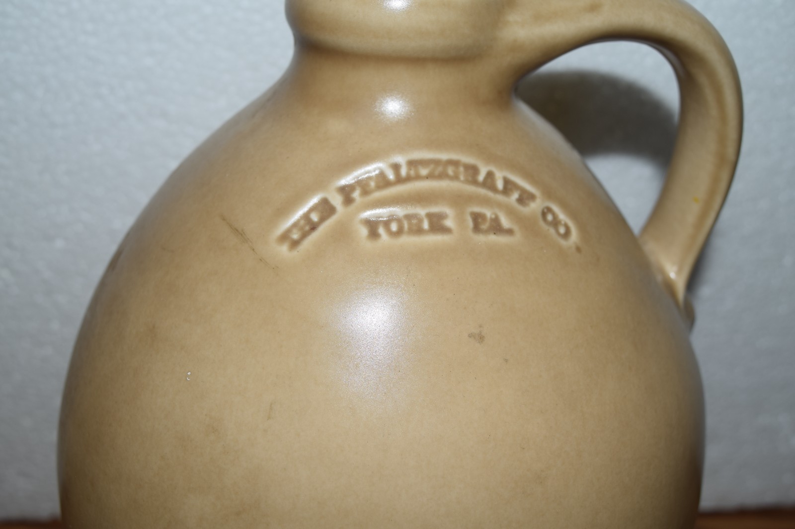 Pfaltzgraff Folk Art Pattern 20 1/4″ Tall Table Top Jug Lamp