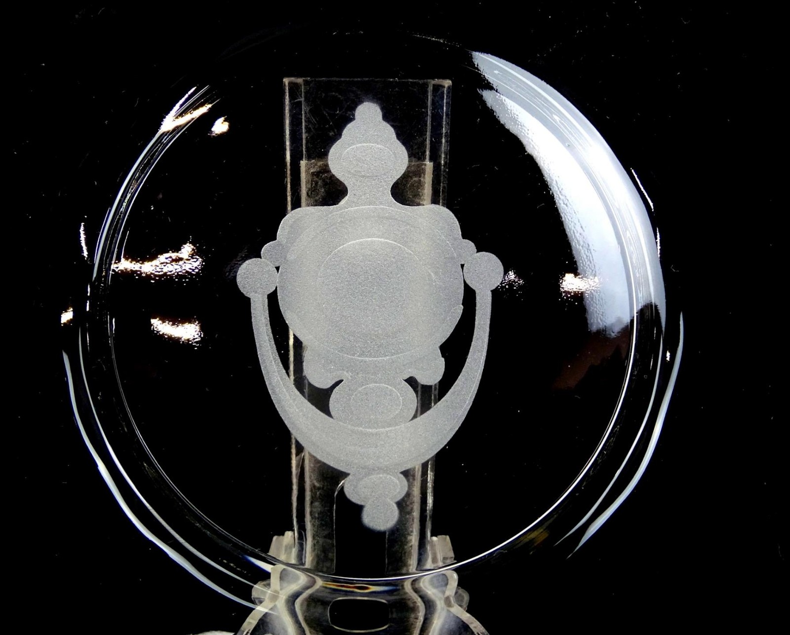 Avon Clear Glass Christmas Gift Series Door Knocker 7 7/8″ Luncheon Plate 1971-