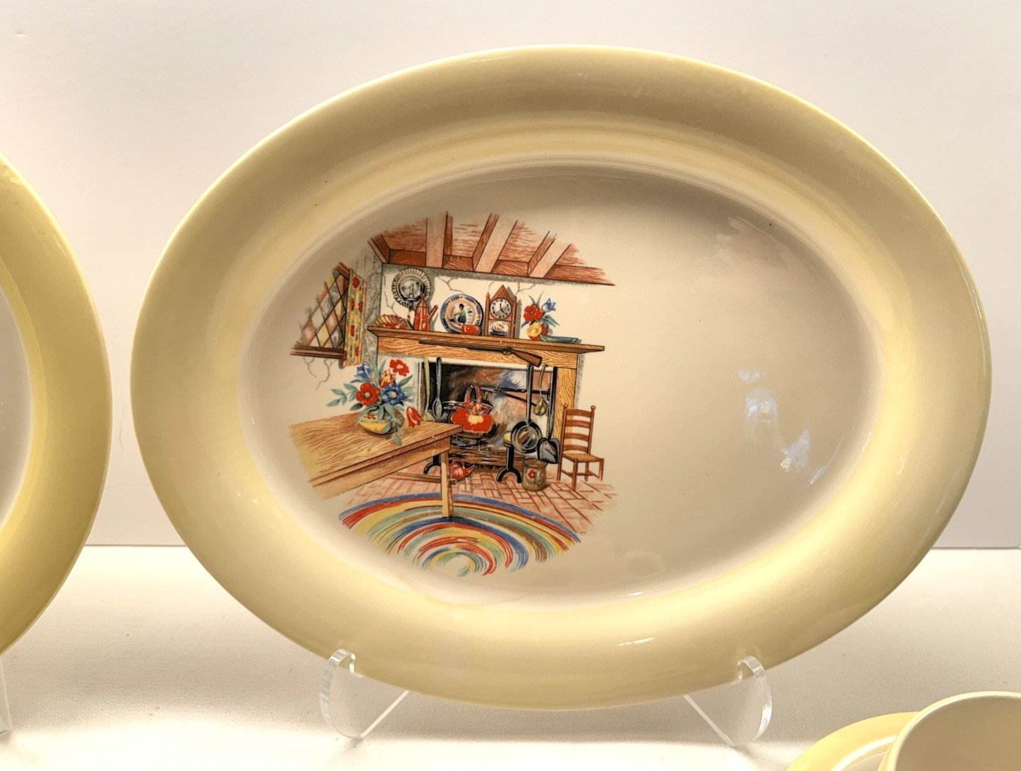 26pc Homer Laughlin Eggshell Colonial Kitchen Hearth Yellow Rim 1941 Swing Set