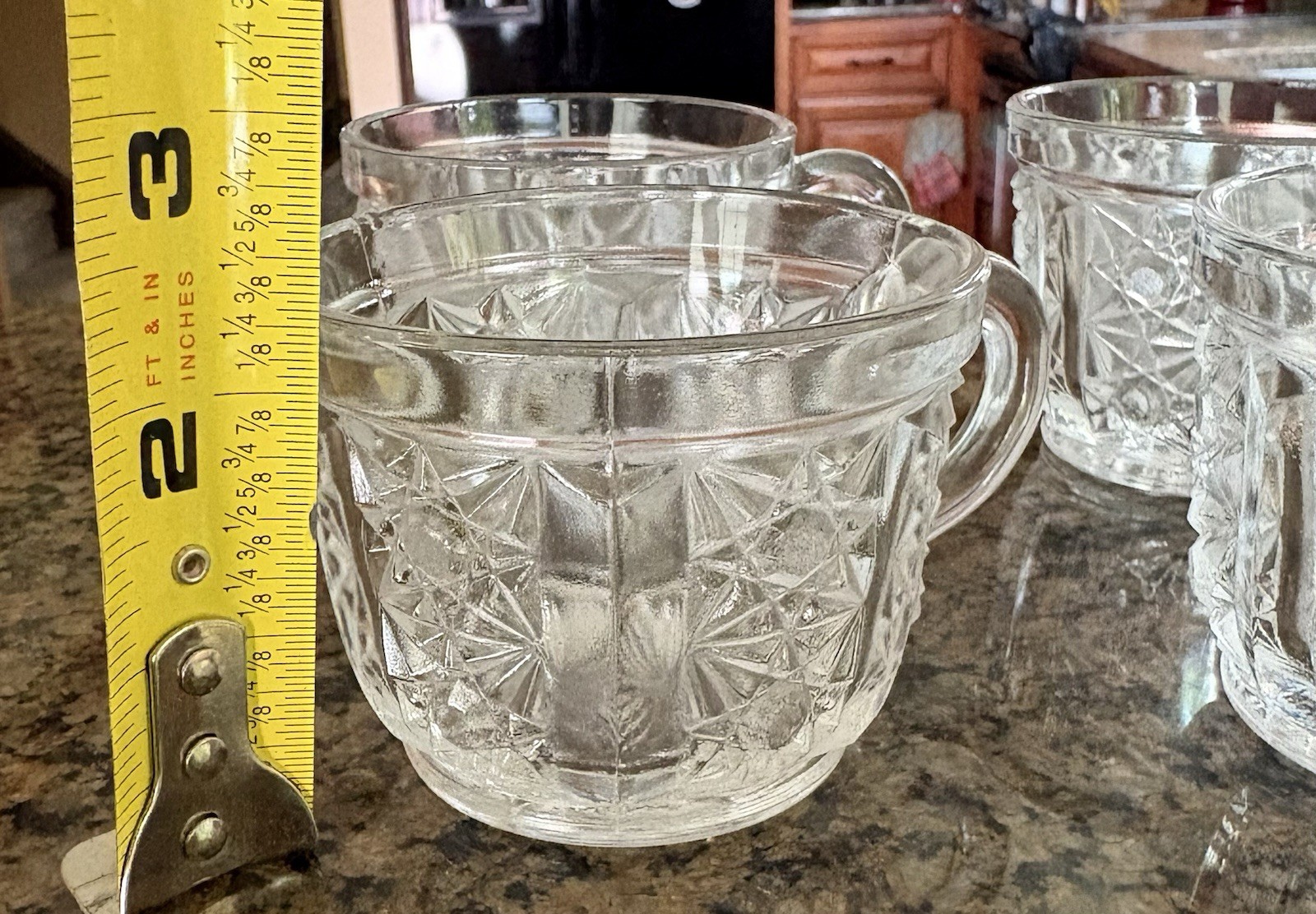 Vintage L.E. Smith Daisy & Button Punch Bowl Glass Cup 1970’s Mug Set Of 4