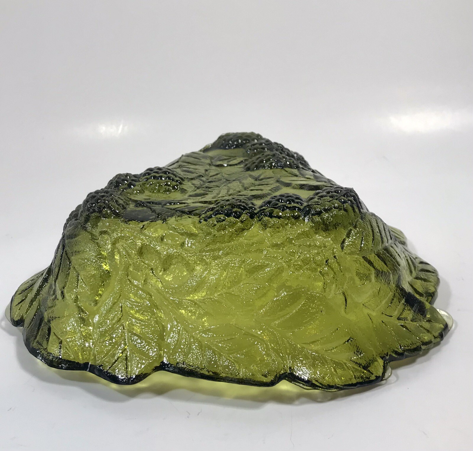 Indiana Glass Bowl Loganberry Green Candy Bon Bon Berries Leaves Dish 7” Vtg S7