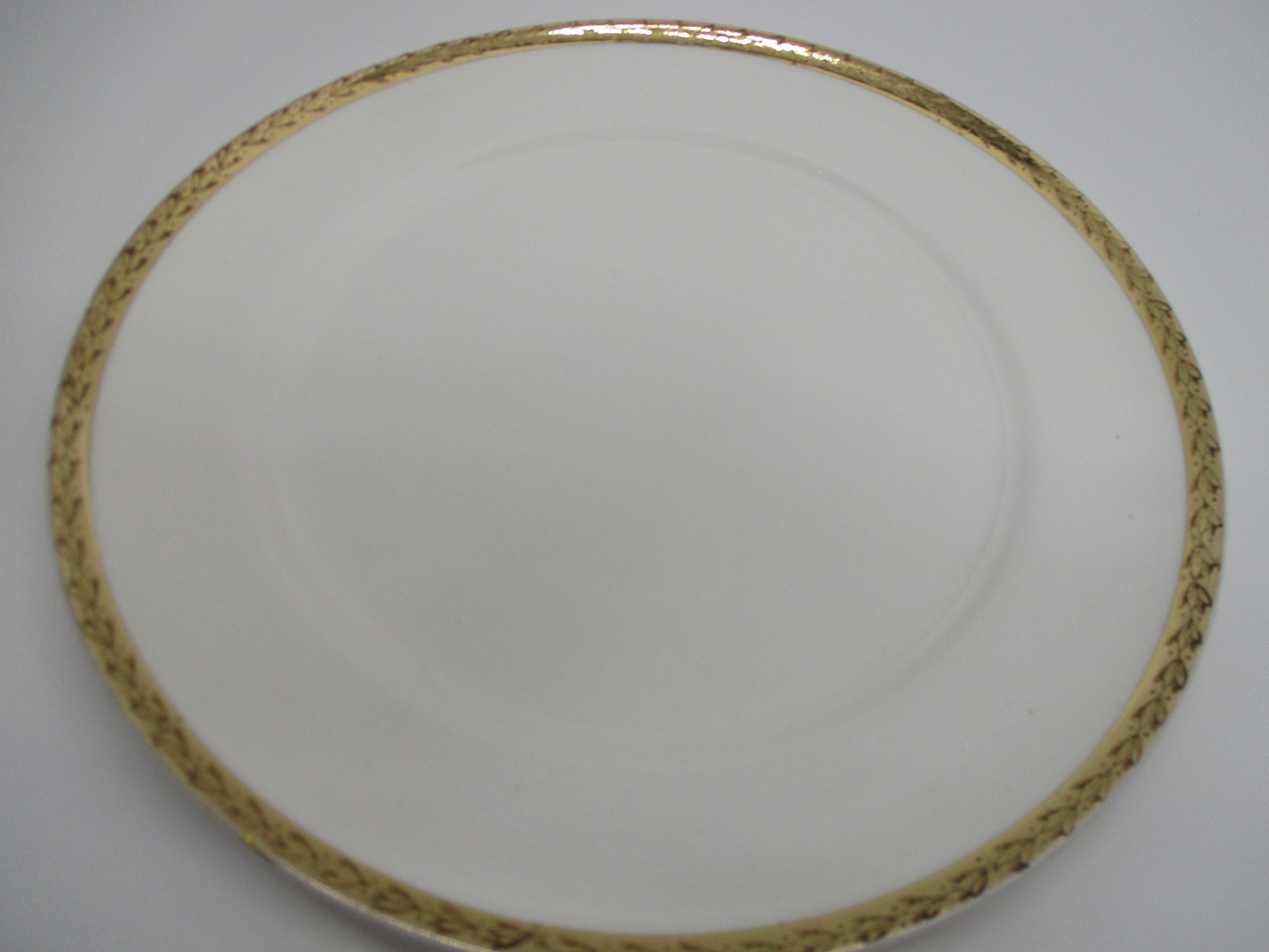 Vintage Mismatched China~ Set Of 6 ~ Luncheon/Sm Dinner Plates & Covered Bowl