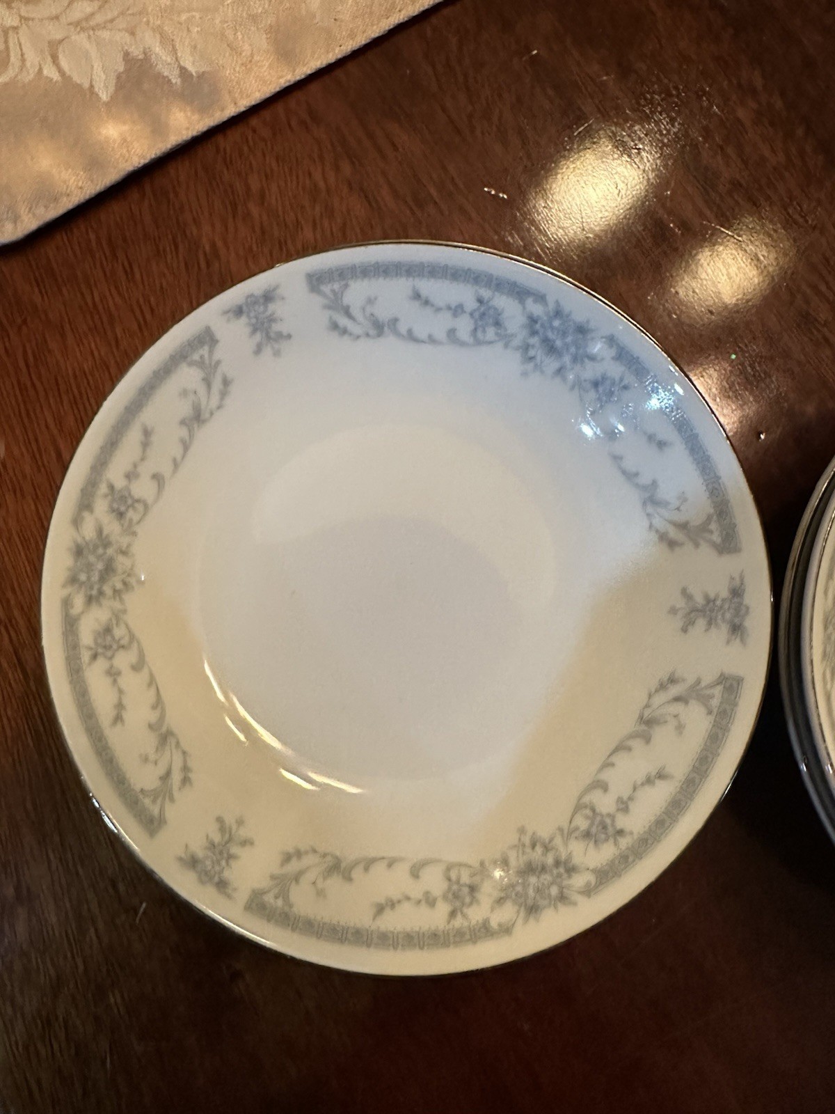 Set of 4 Sheffield Blue Whisper Porcelain China 5 1/2″ Dessert/Berry Bowls Japan