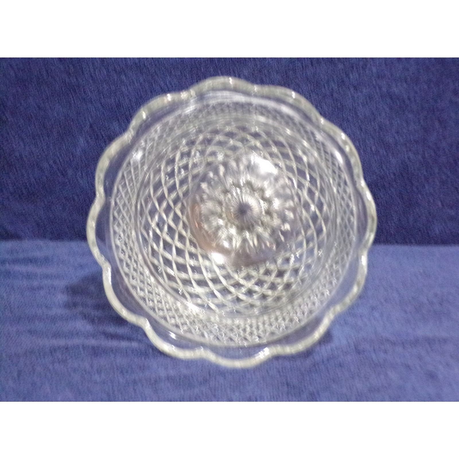 Vintage Anchor Hocking Wexfor Glass Serving Bowl Ruffled Edges Pedestal Diam Cut