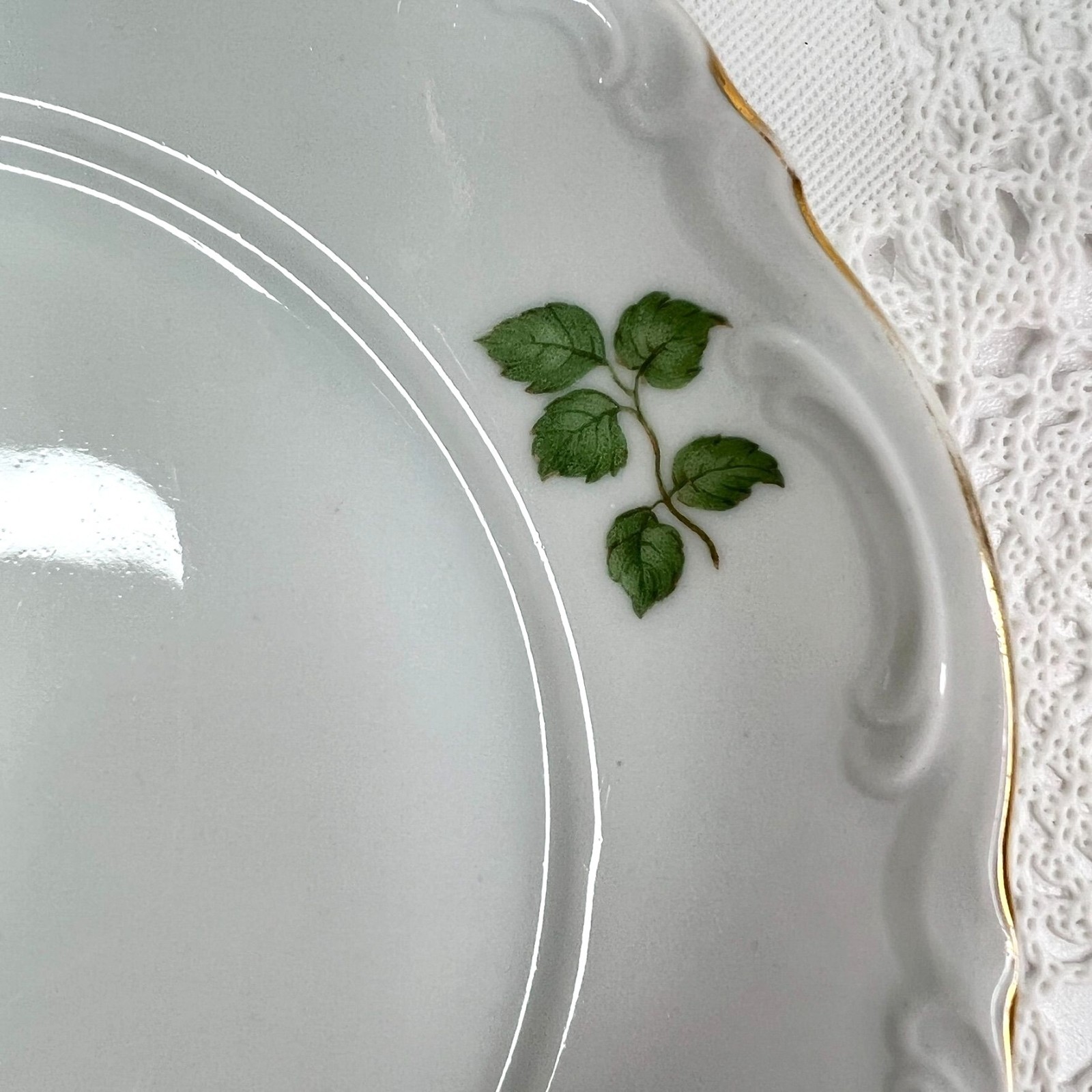 Vintage Mitterteich Bavaria Green Leaves 2 Dessert Plates Germany Gold Trim